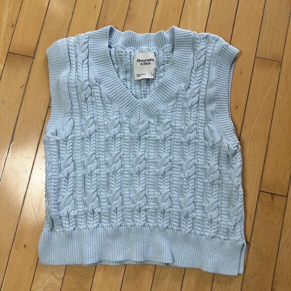 ABERCROMBIE & FITCH V Neck Cable Knit Sweater Vest Size Small - Picture 2 of 6